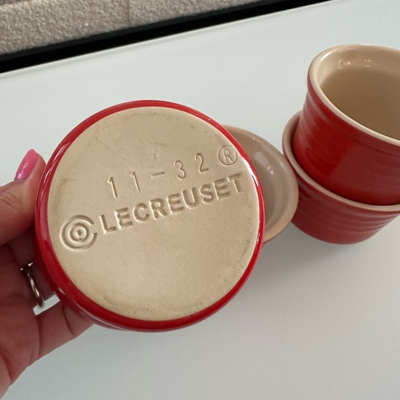 Le Creuset Ramekin Custard Cup Red Set of 4 - Picture 4 of 4